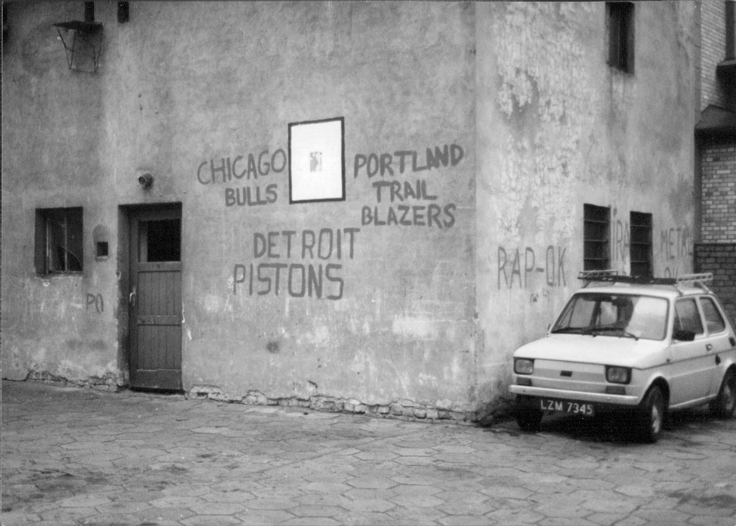 Łódź alley, 1990