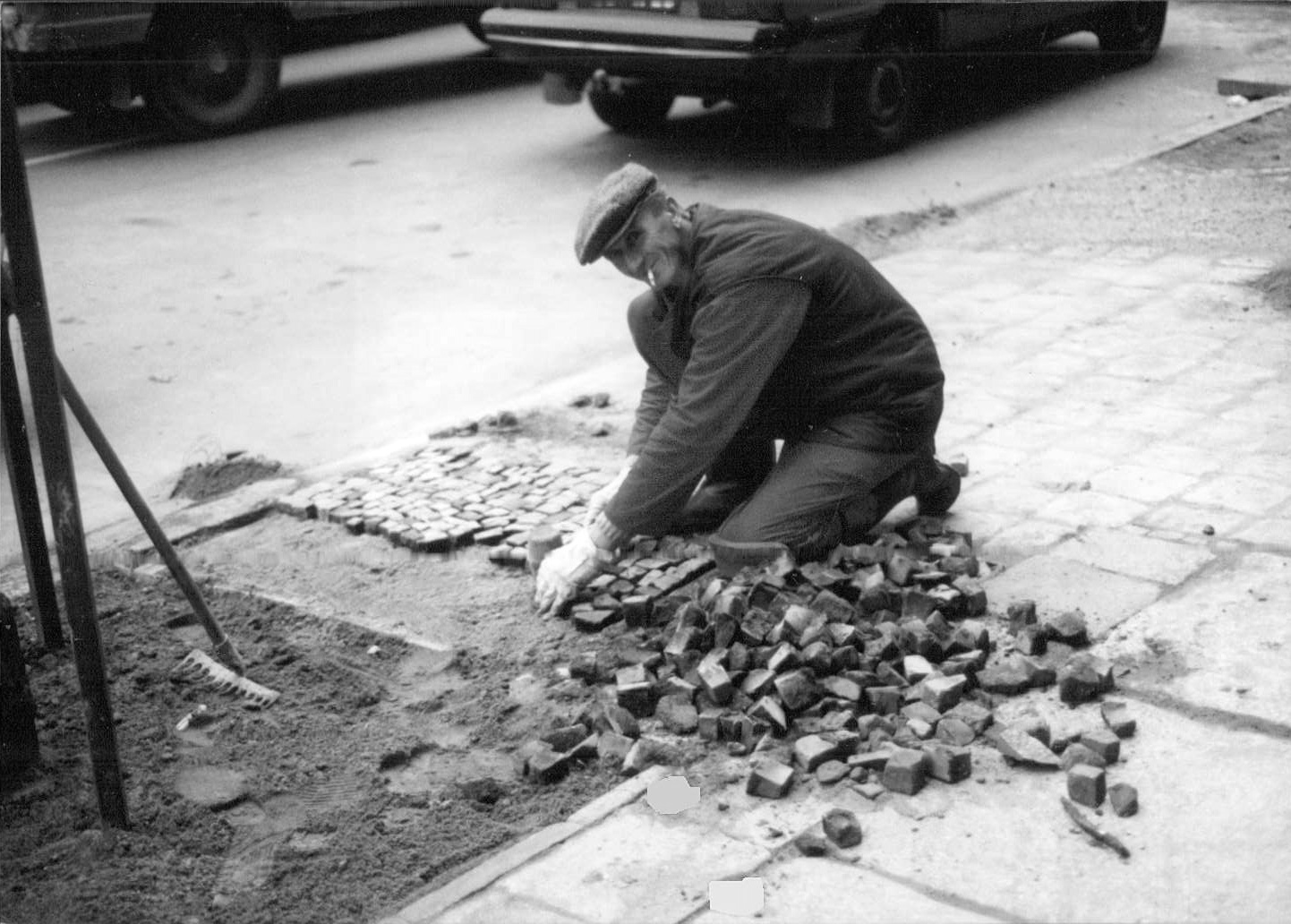 Poznań street worker, 1991
